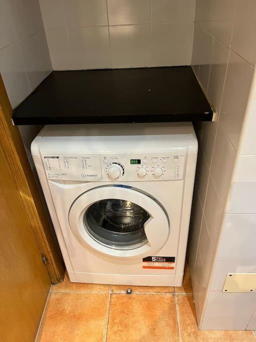 Cozy Apt 1Hab Para 4Pax En La Plaza De Chueca Madrid Exteriör bild