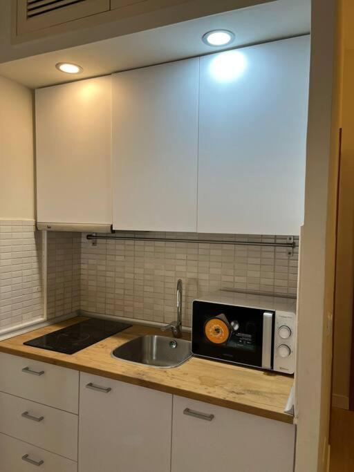 Cozy Apt 1Hab Para 4Pax En La Plaza De Chueca Madrid Exteriör bild